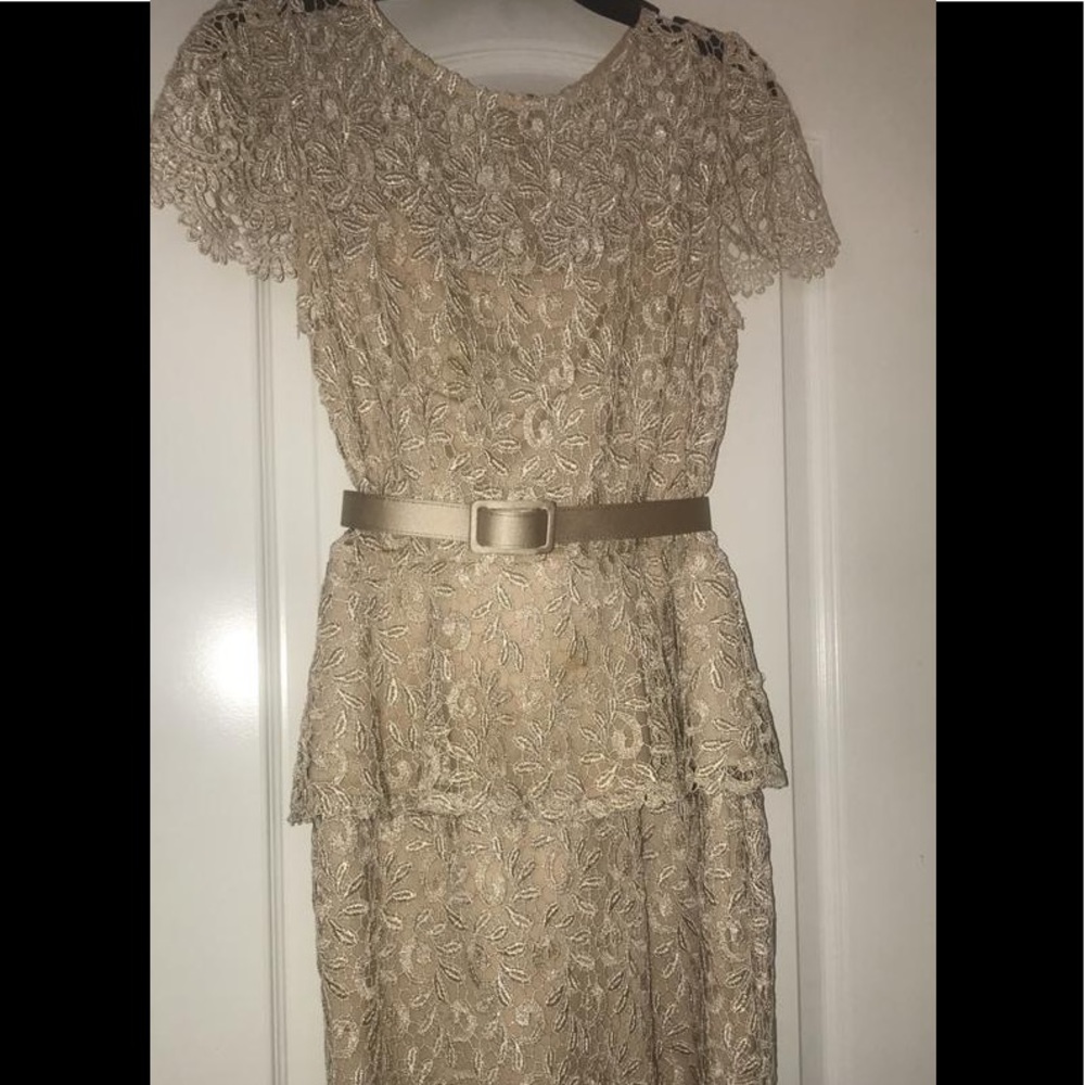 Cocktail dress with removable belt